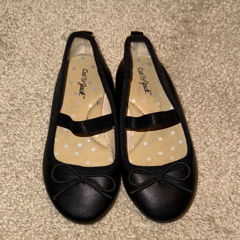Cat & Jack Black Dress Shoes with Bows